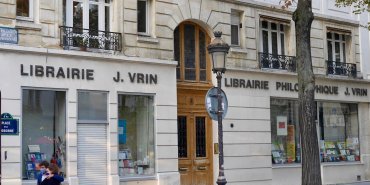 La célèbre librairie philosophique Vrin, Place de la Sorbonne